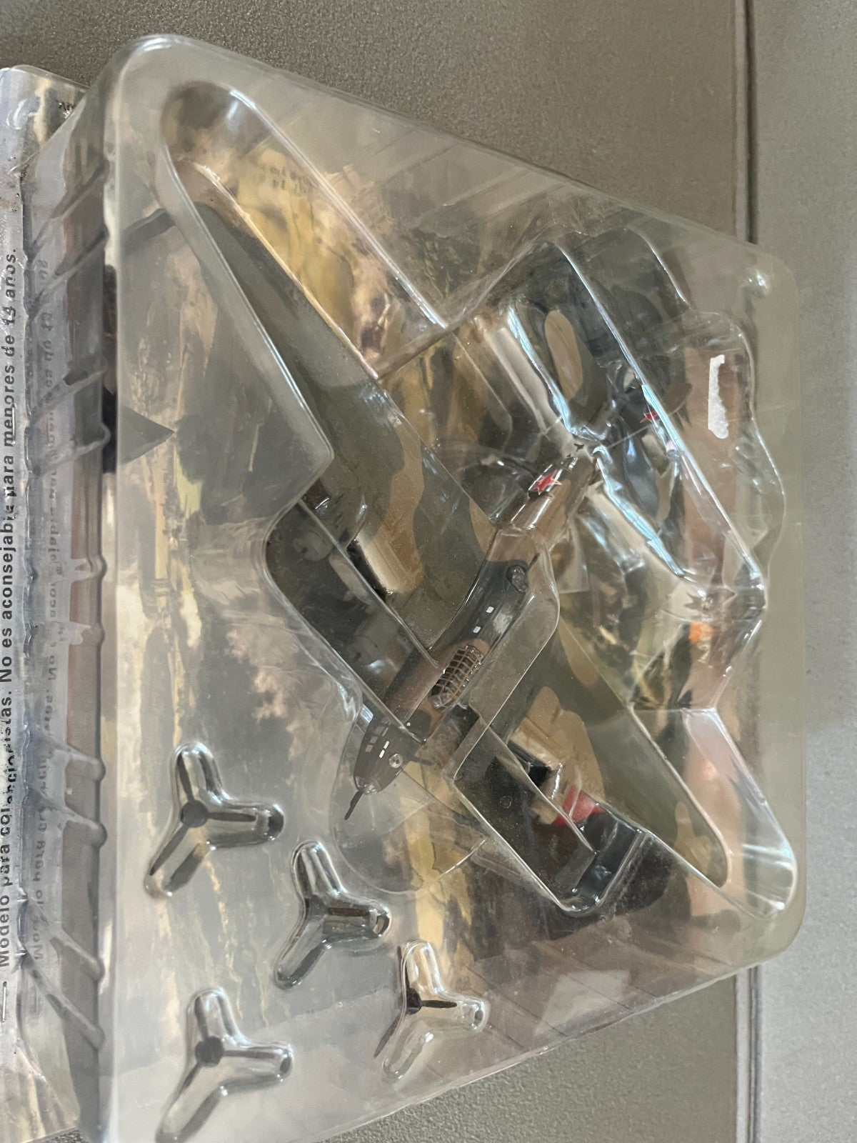 Avion miniature Militaire Bombardier Petlyakoc Pe-8 Altaya 1/72