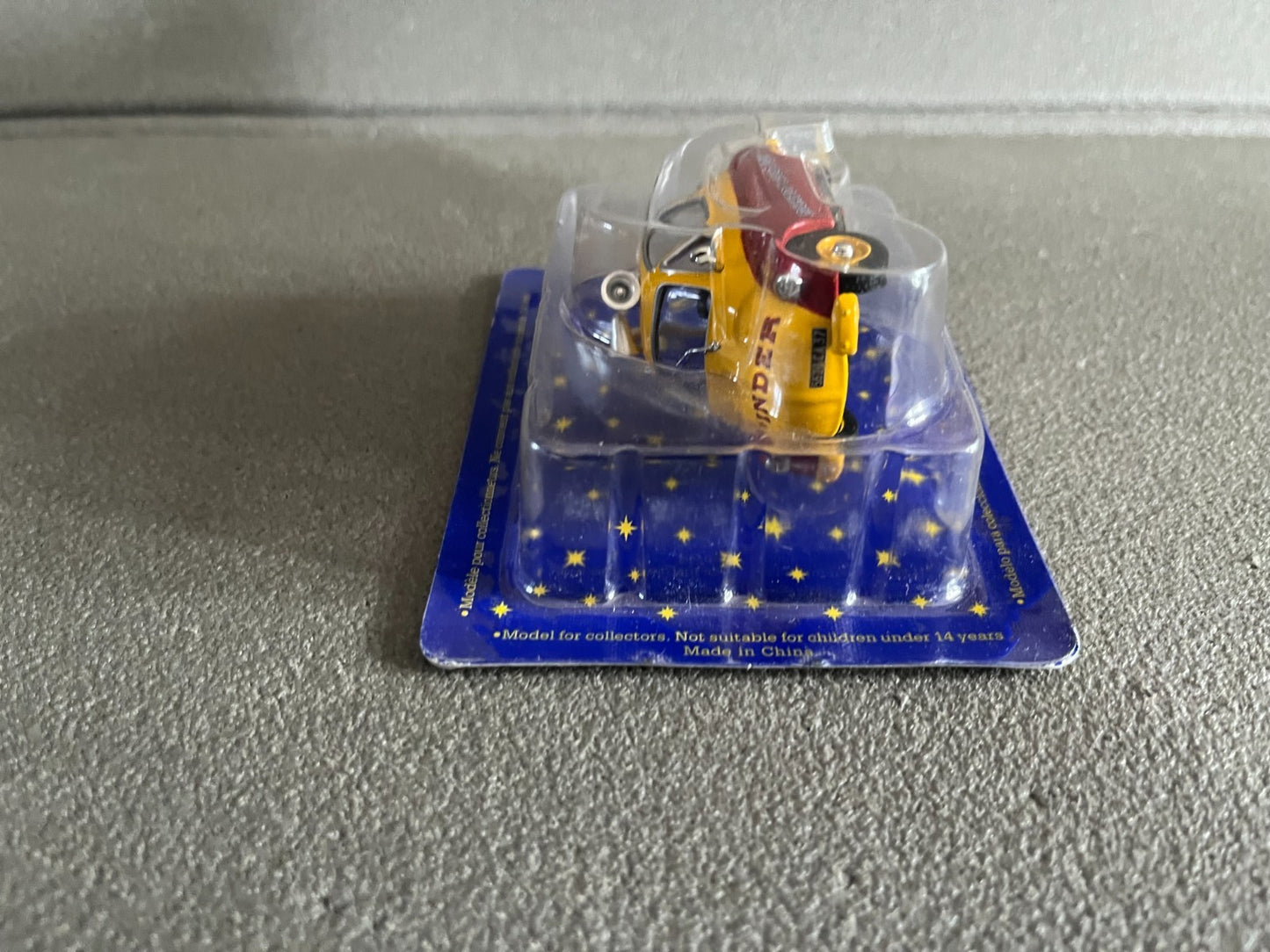 Voiture Miniature Velam Isetta N°28 Cirque Pinder Altaya 1/43
