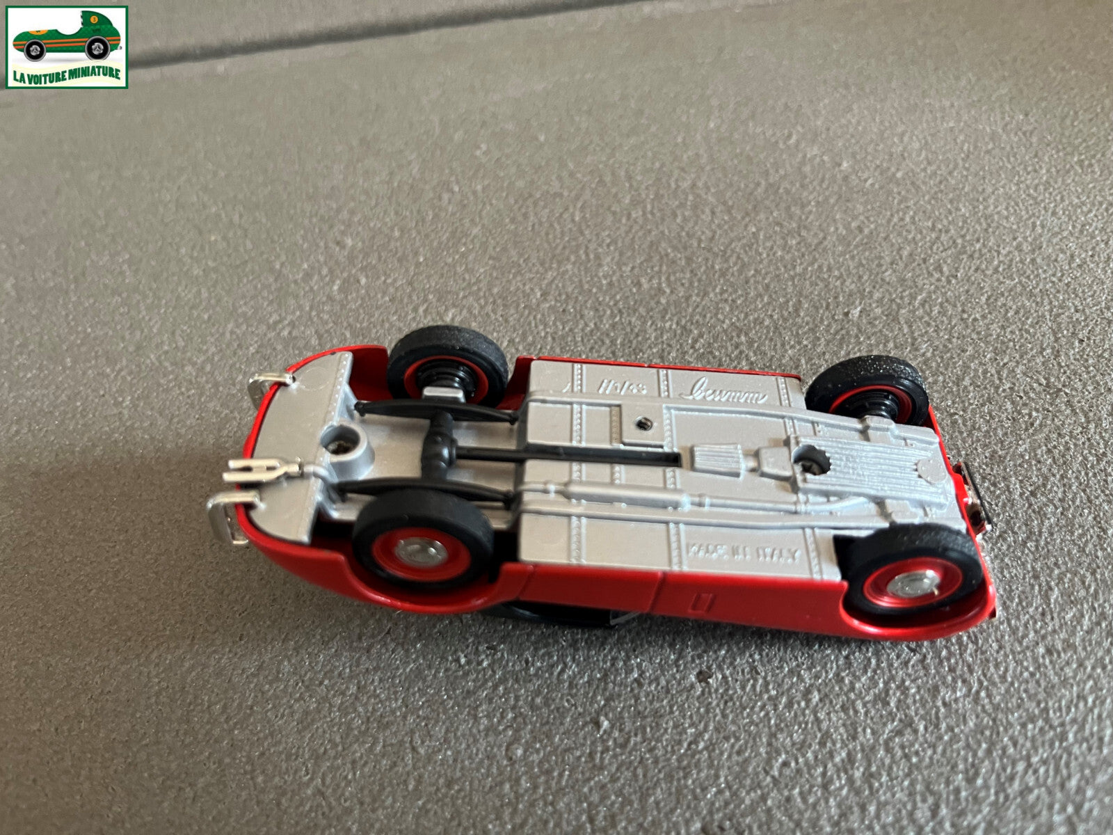 Ancienne Miniature Voiture Brumm Jaguar XK 120 Italy au 1/43