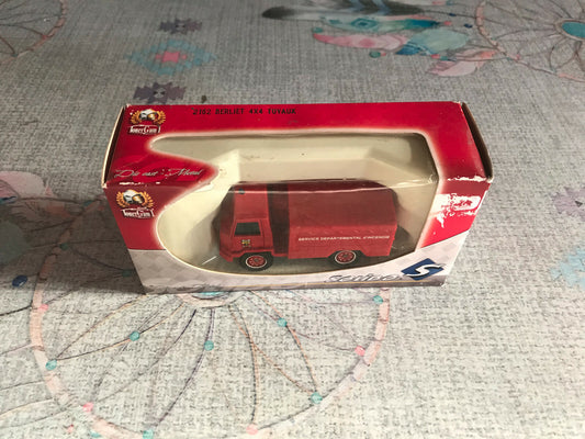 Voiture Miniature Pompiers Camion  2162 Berliet 4x4 Tuyaux Solido TonerGam 1/50