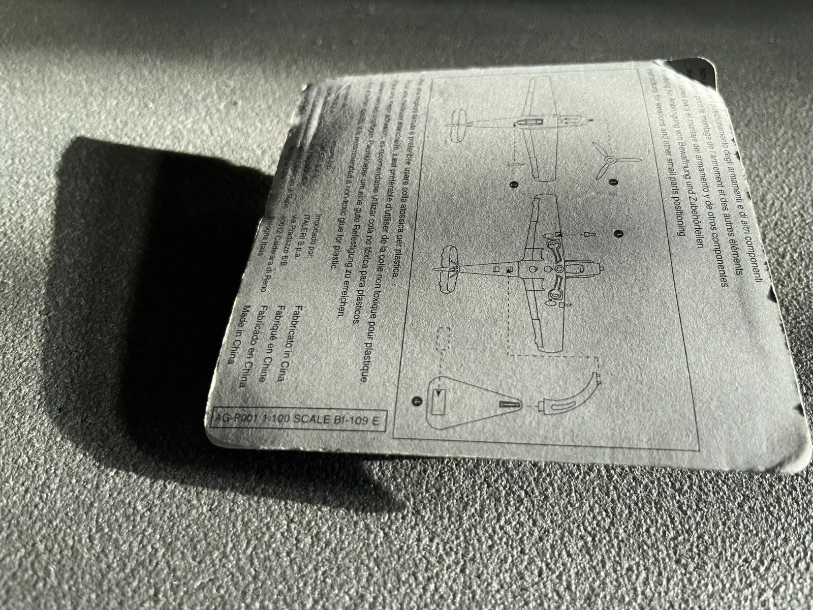 Avion miniature Militaire Bf-109e Fabbri Italeri 1/100