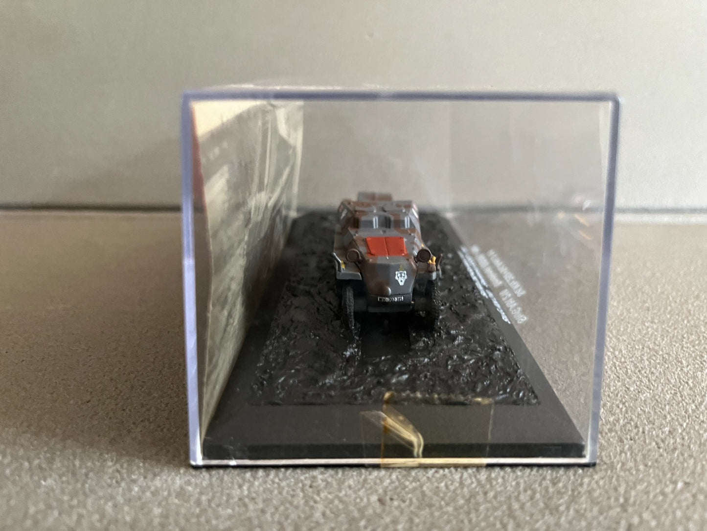 Miniature Militaire Char Tank Blindé Sd.Kfz. 252 + Sd.anh. 3 1/1 Altaya 1/72