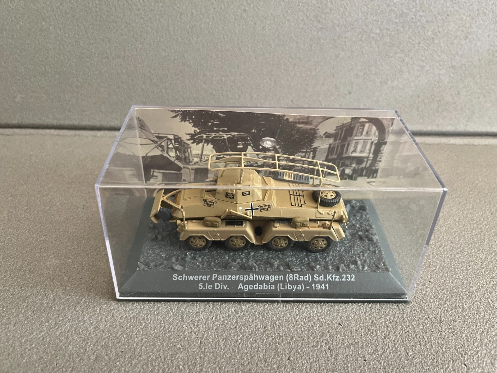 Miniature Militaire Char Tank Blindé Schwerer Panzerspahwagen (8rad) Altaya 1/72