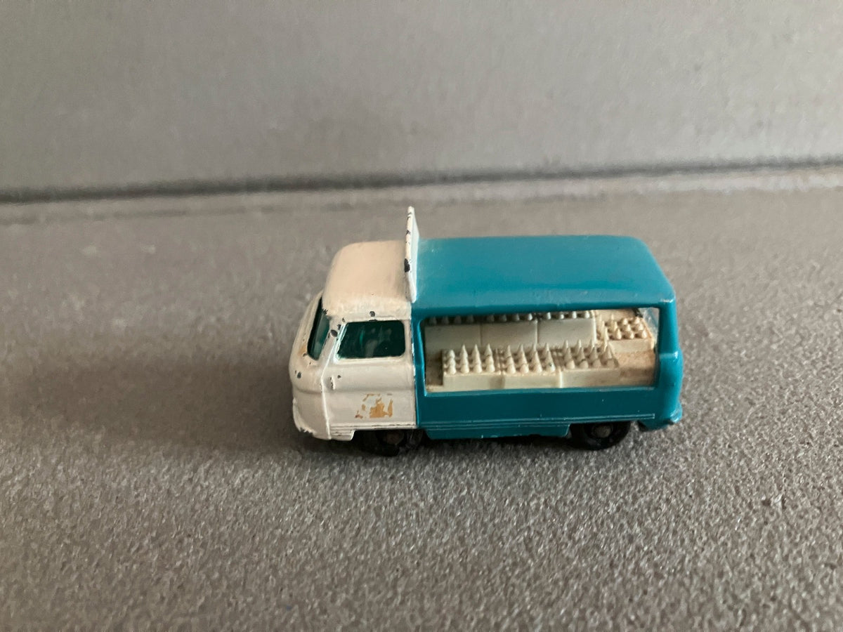 Ancienne Voiture Miniature Camion Commer Bottle Float 21 Matchbox Lesney England