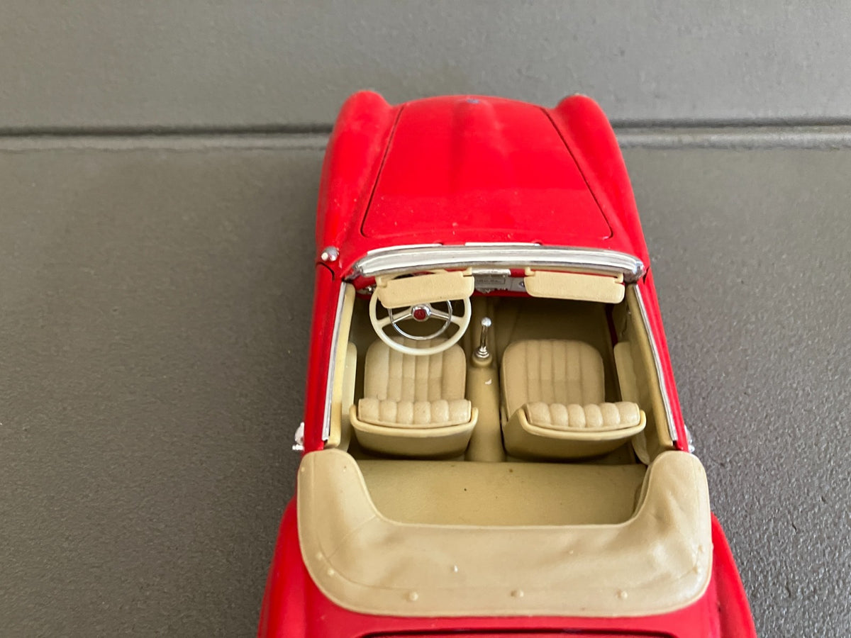 Ancienne Voiture miniature Mercedes Benz 190 SL 1955 Maisto au 1/18 Incomplète