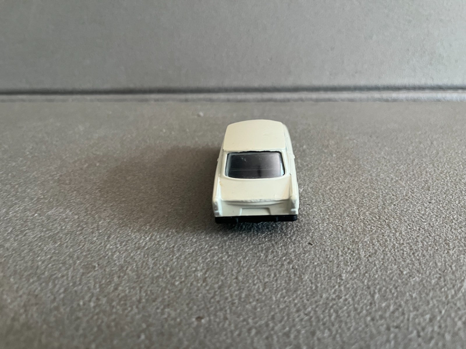 Jouet Ancien Voiture Miniature Trabant MC Toys URSS 1/60 Echelle Type Majorette