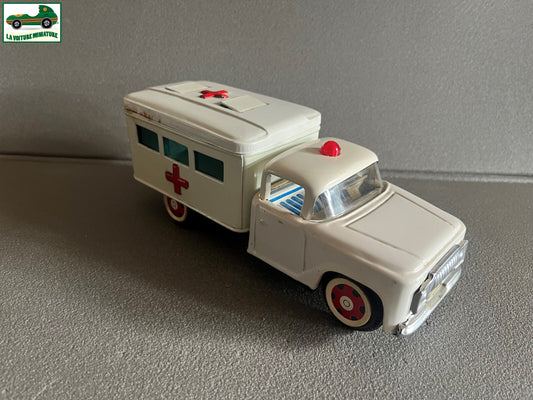 Ancien Jouet Voiture MF716 Ambulance Made in China Tole Metal à Friction