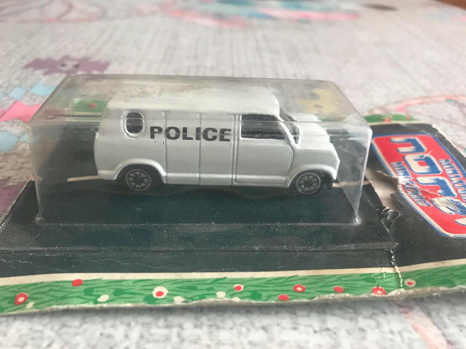 Ancienne Voiture Norev Miniatures Fourgon Police Type Majorette 1/64 Minijet