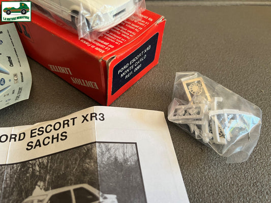 Voiture Miniature Kit non monté Ford Escort XR3 Monte Carlo Top 43 au 1/43