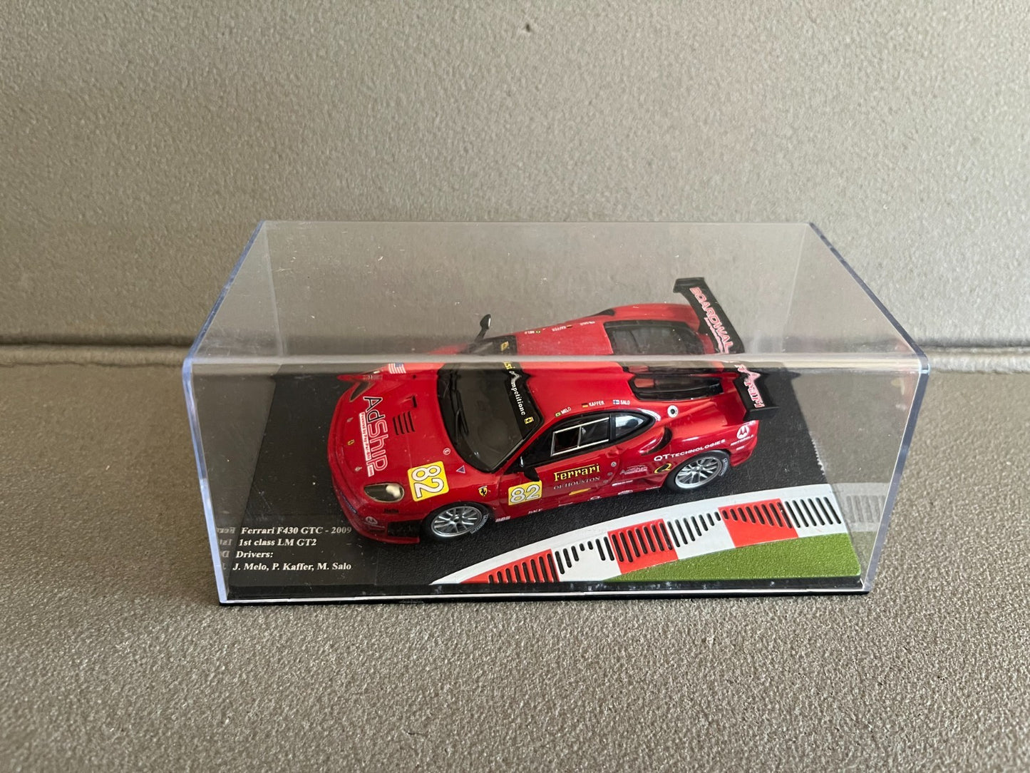 Voiture miniature Collection Ferrari F430 GTC 2009 1st class LM GT2 au 1/43