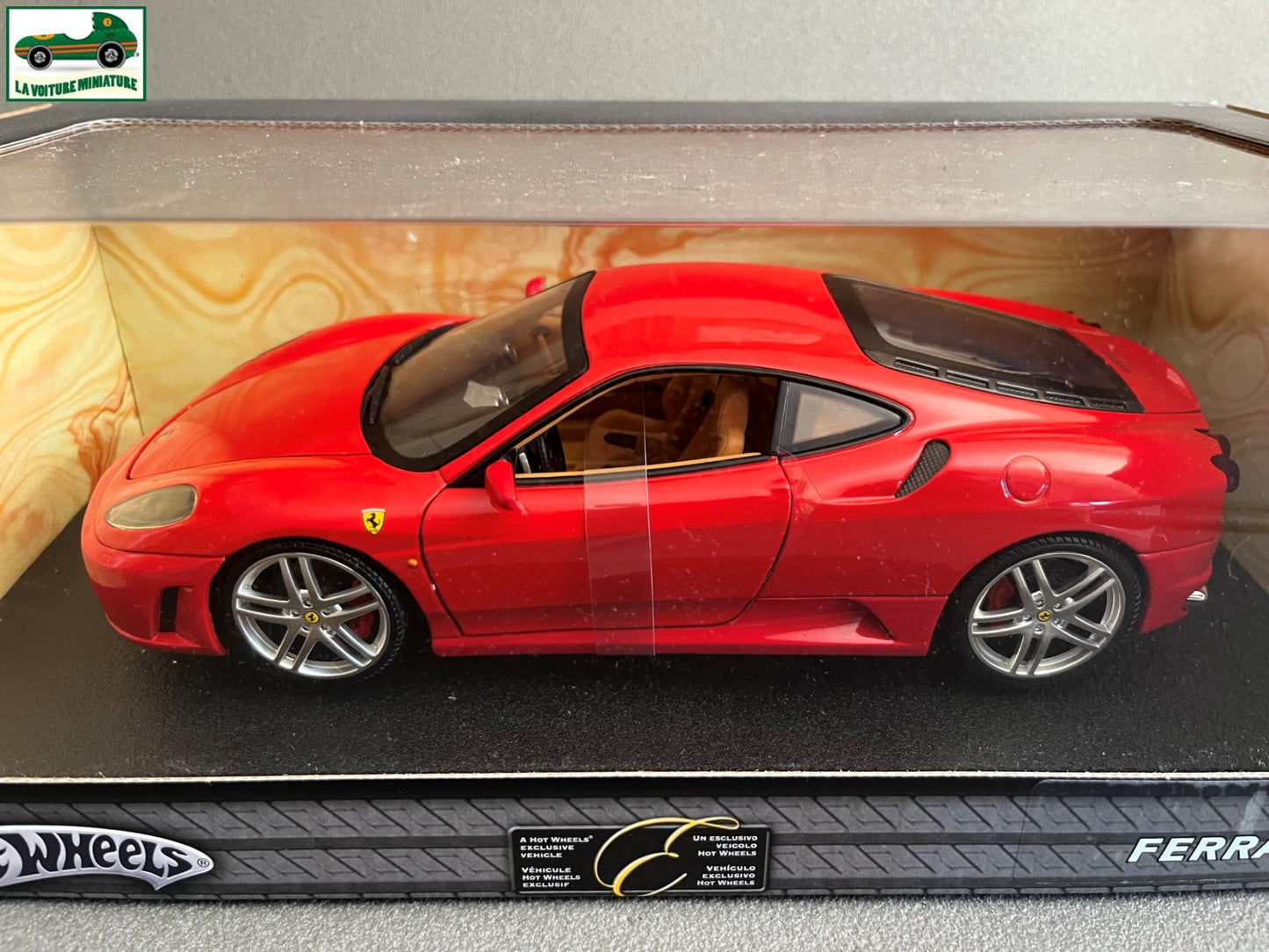 Voiture miniature Ferrari F430 Coupé HotWheels au 1/18