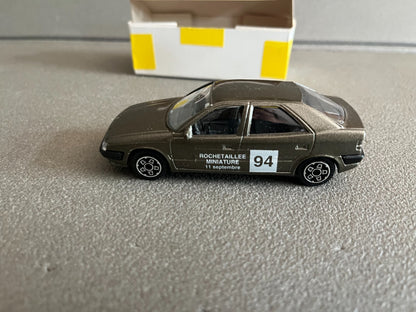 Jouet Ancien Voiture Miniature Citroen Xantia Burago  Rochetaillée 94 1/43