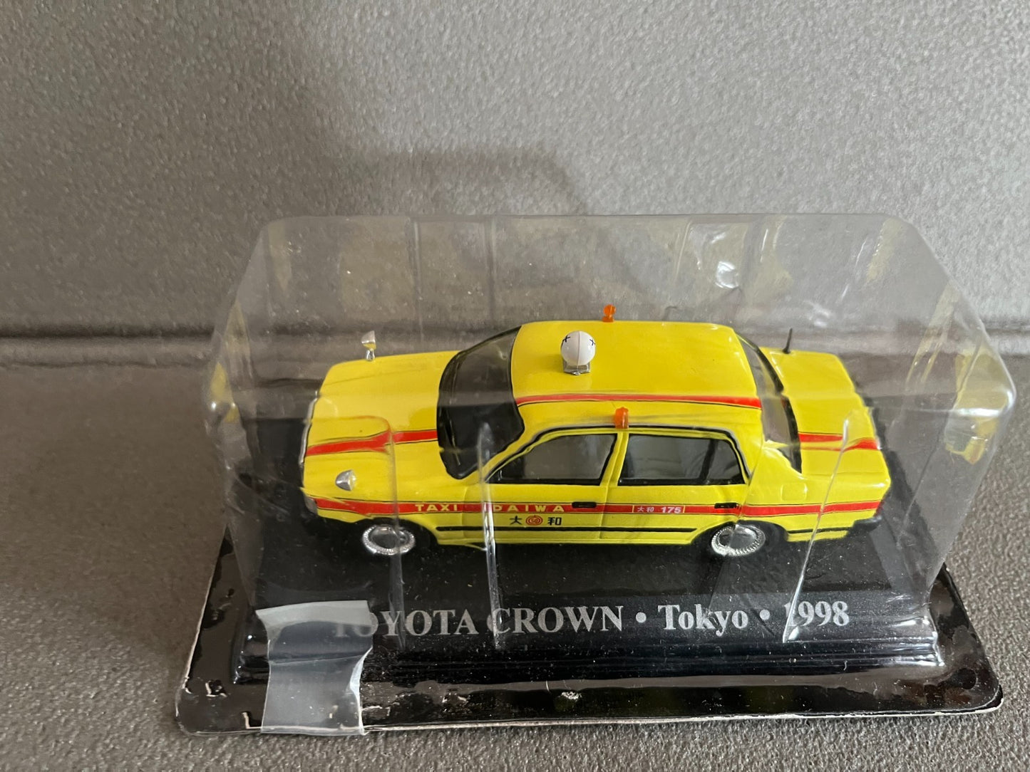 Voiture Miniature Toyota Crown Tokyo 1998 Taxi Du Monde au 1/43 Altaya