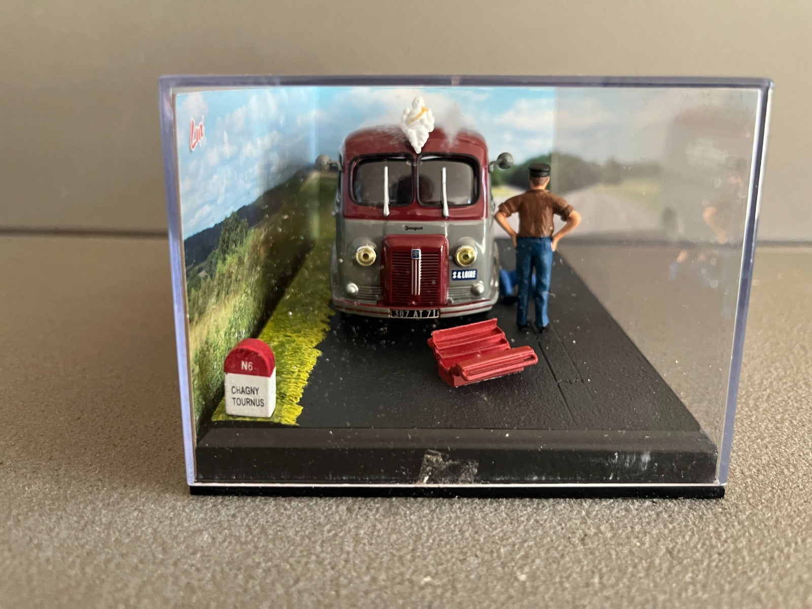 Voiture Miniature Peugeot D3A Etape 48 La Route Bleue RN7 1/43