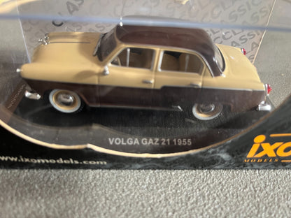 Voiture miniature Volga Gaz 21 1955 Ixo au 1/43