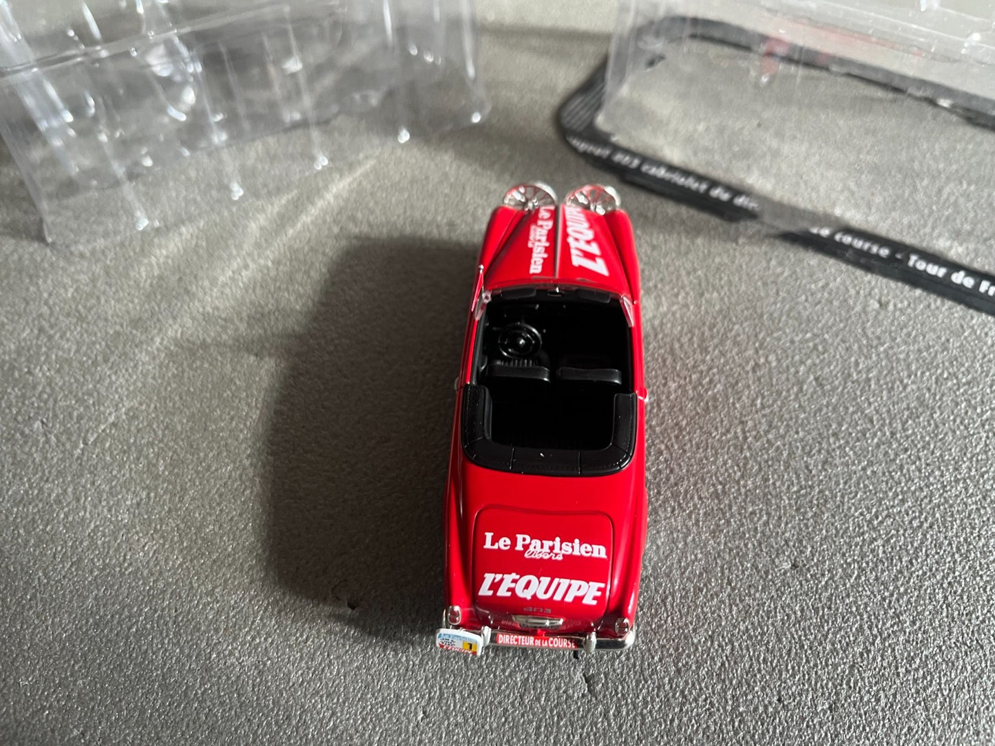 Voiture Miniature Peugeot 403 1960 Tour de France Vélo Norev au 1/43