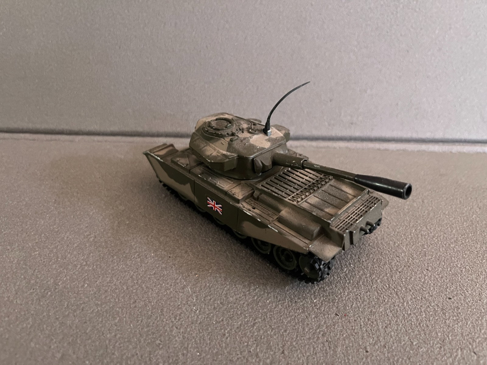 Ancienne Miniature Militaire Char Centurion MK III Corgi Toys Epave