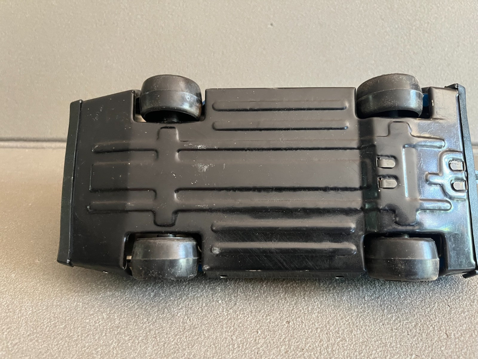 Jouet Ancien Voiture Miniature Course Tôle Ferrari 512 VEB  Grand Prix Service