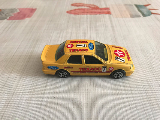 Voiture miniature Ford Sierra Texaco 7 Burago Italy au 1/43