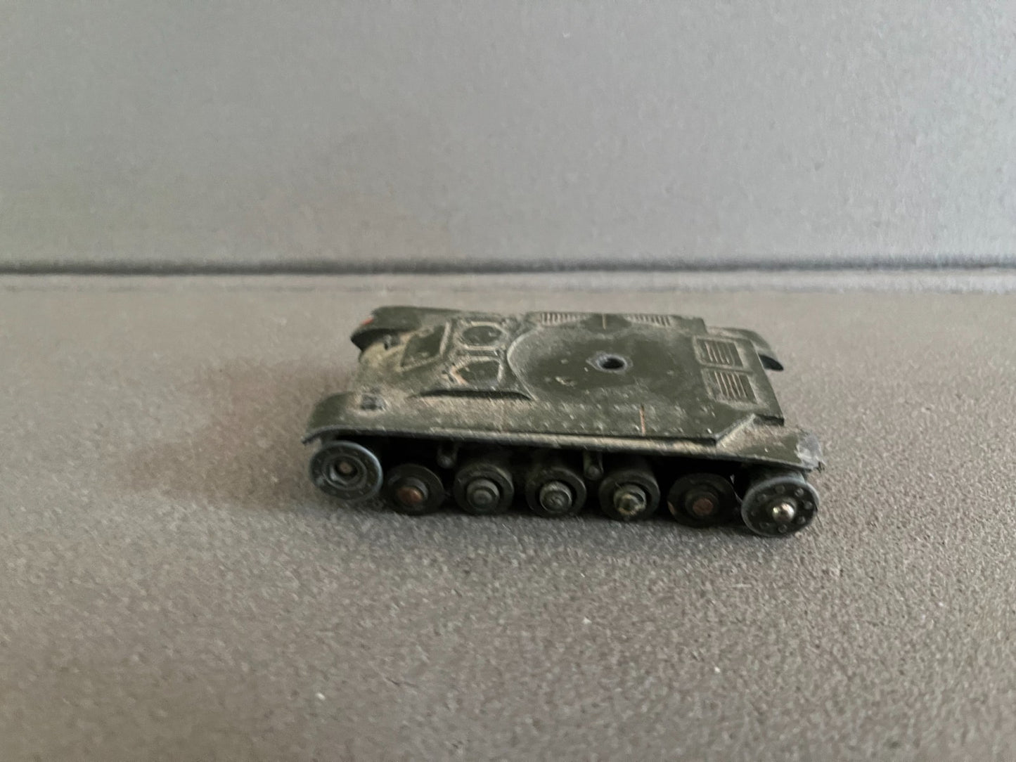 Ancienne Miniature Militaire Char AMX Dinky Toys Meccano France Epave