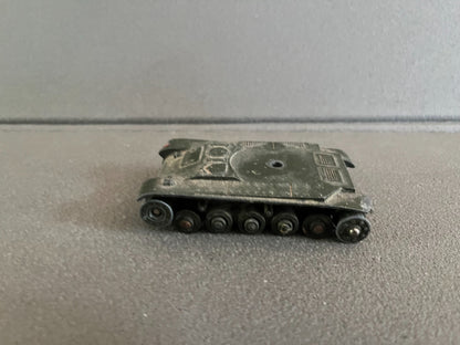 Ancienne Miniature Militaire Char AMX Dinky Toys Meccano France Epave