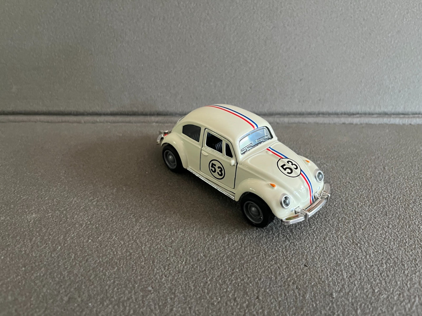 Voiture Miniature Cinema VW Cox Volkswagen Coccinelle 53 Choupette Herbie 1/36