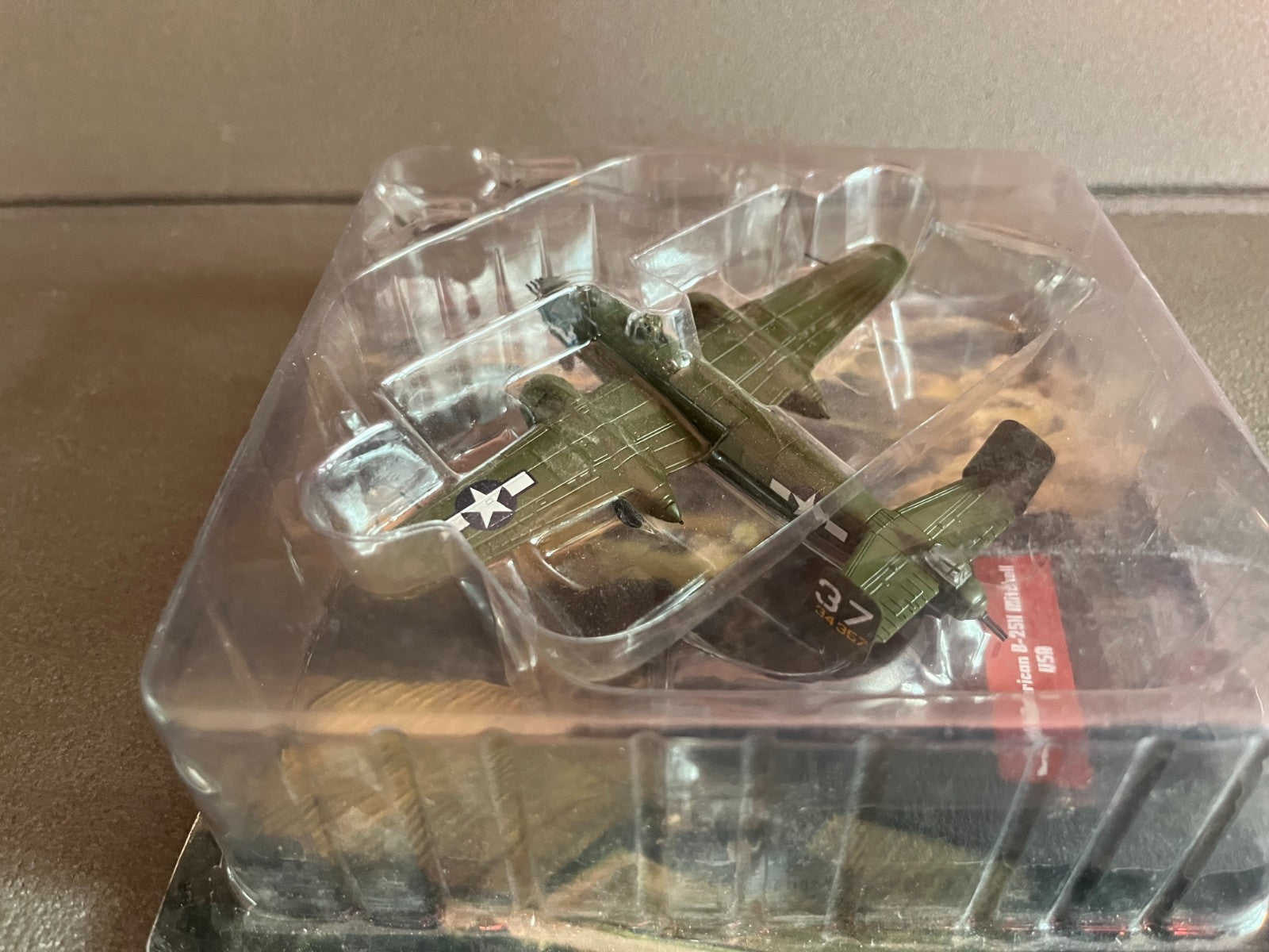 Avion miniature Militaire Bombardier North American B-25H Altaya 1/72