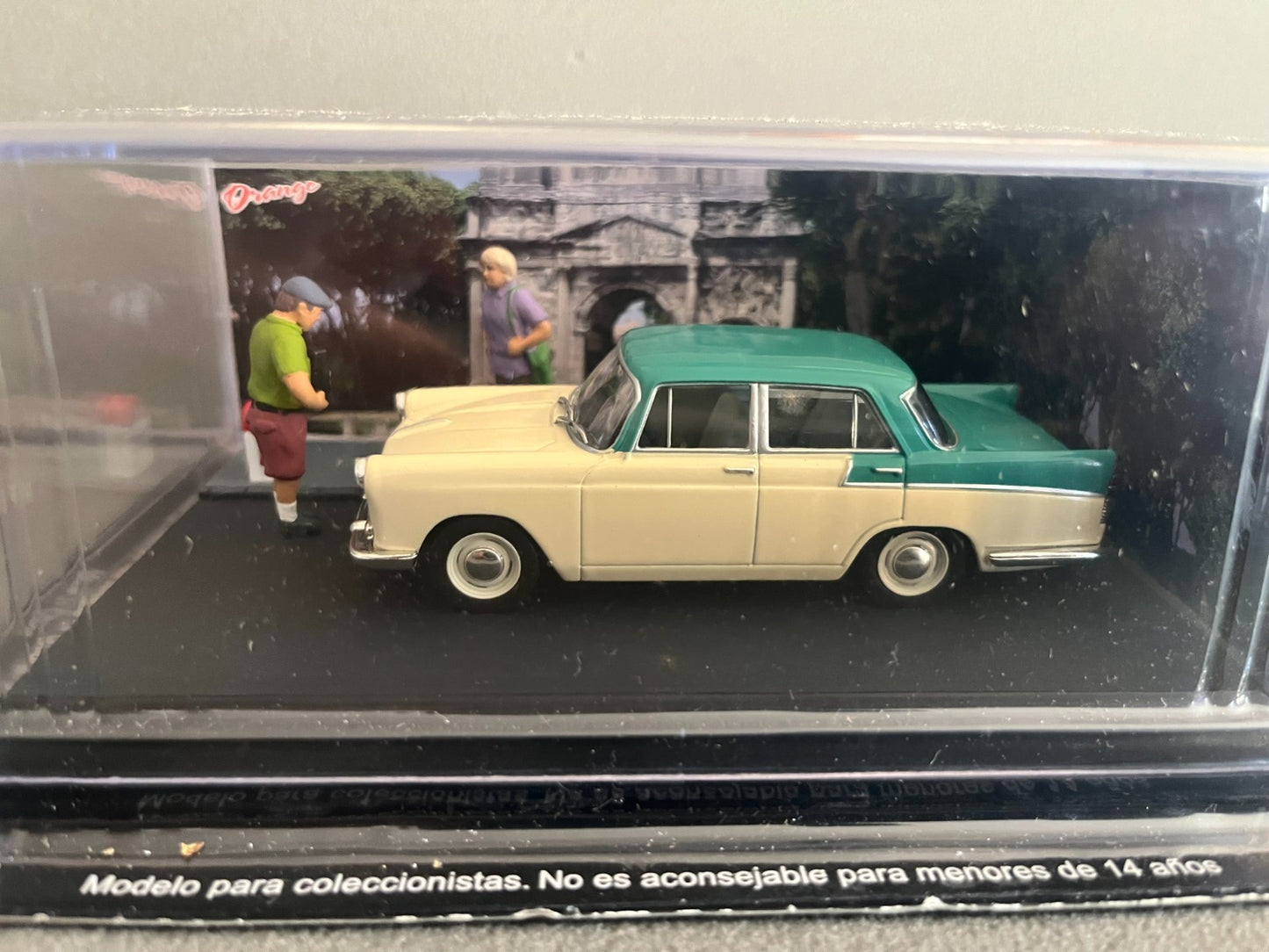 Voiture Miniature Austin Cambridge Etape 26 La Route Bleue RN7 1/43