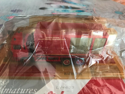 Voiture Miniature Pompiers Camion Renault 6x4 Solido Hachette N°135 1/55 1/50