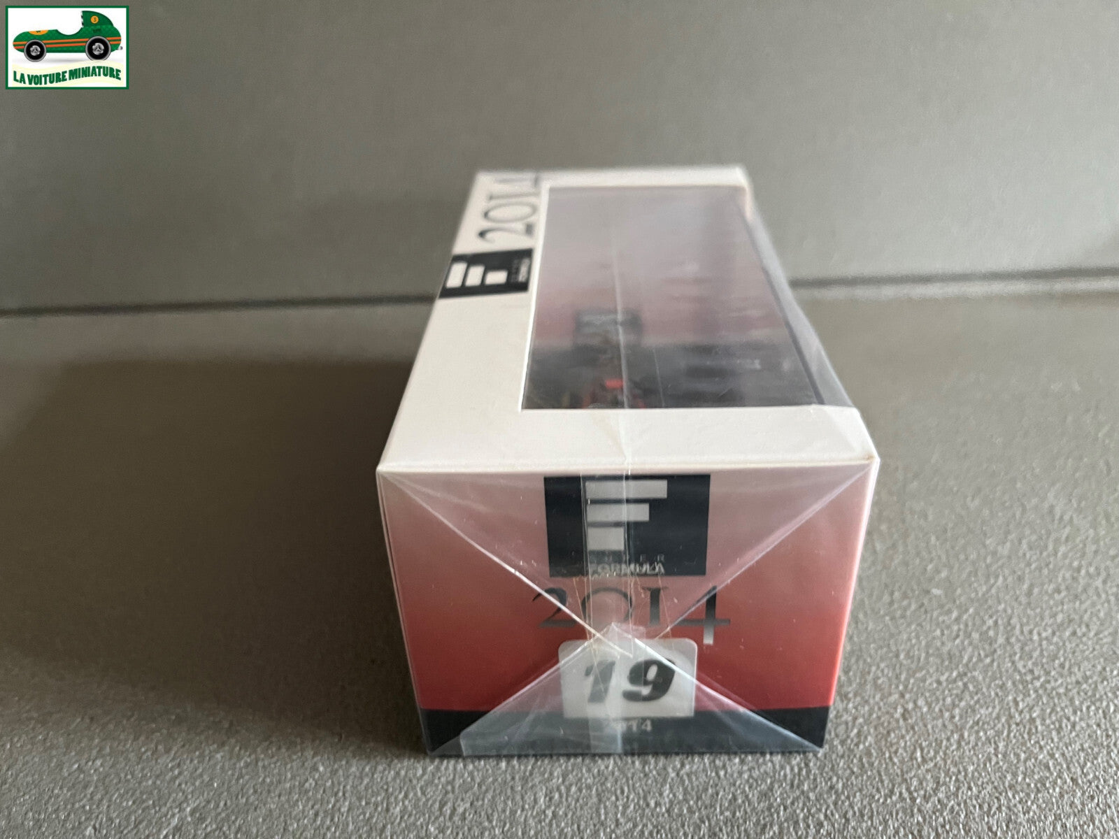Voiture Miniature Lenovo Team Impul SF14 Formula 2014 F1 Ebbro au 1/43