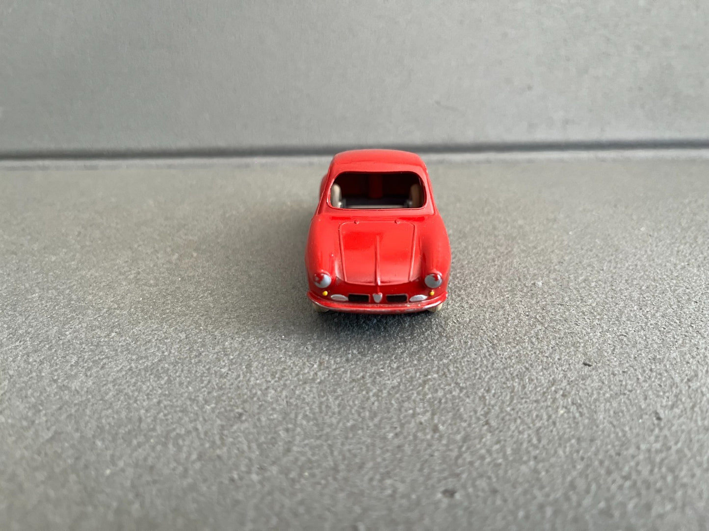 Ancienne Voiture miniature Alpine Type Mille Miles CIJ France