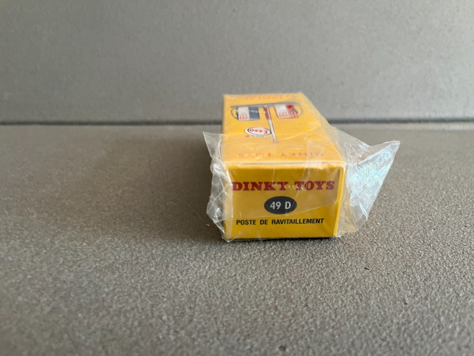 Voiture miniature Poste de Ravitaillement Pompe Essence Dinky Toys Atlas au 1/43
