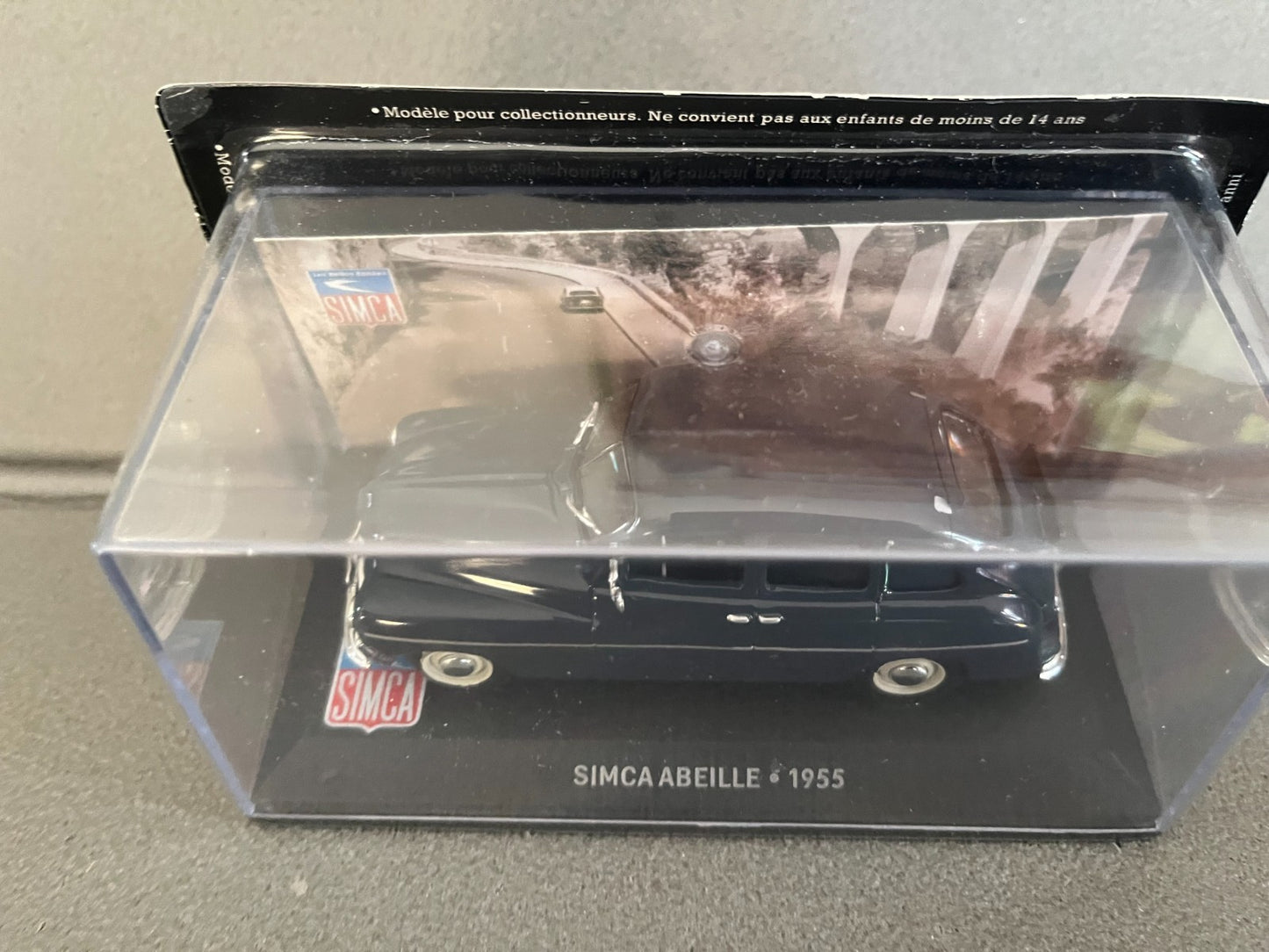 Voiture Miniature Simca Abeille 1955 Altaya au 1/43