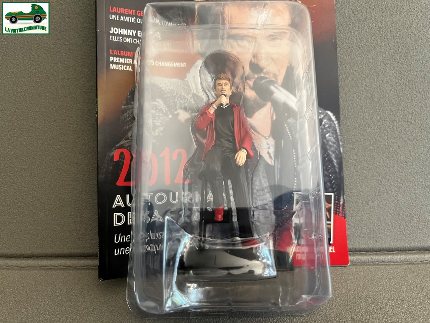Figurine de Collection Johnny Hallyday + Livret N°39