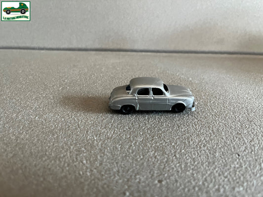 Ancienne Miniature Voiture Plastique Renault Dauphine Cadum Pax au 1/86
