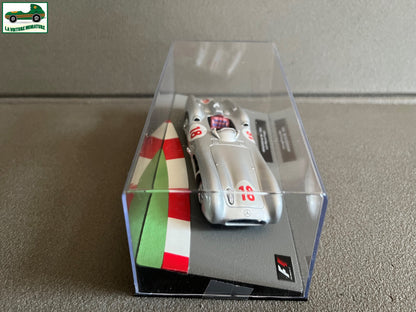 Voiture miniature Formule 1 F1 Mercedes W196 Fangio 1955 au 1/43