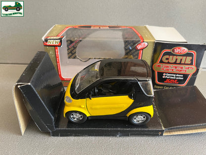 Voiture miniature Smart 1ère Version Cutie au 1/18