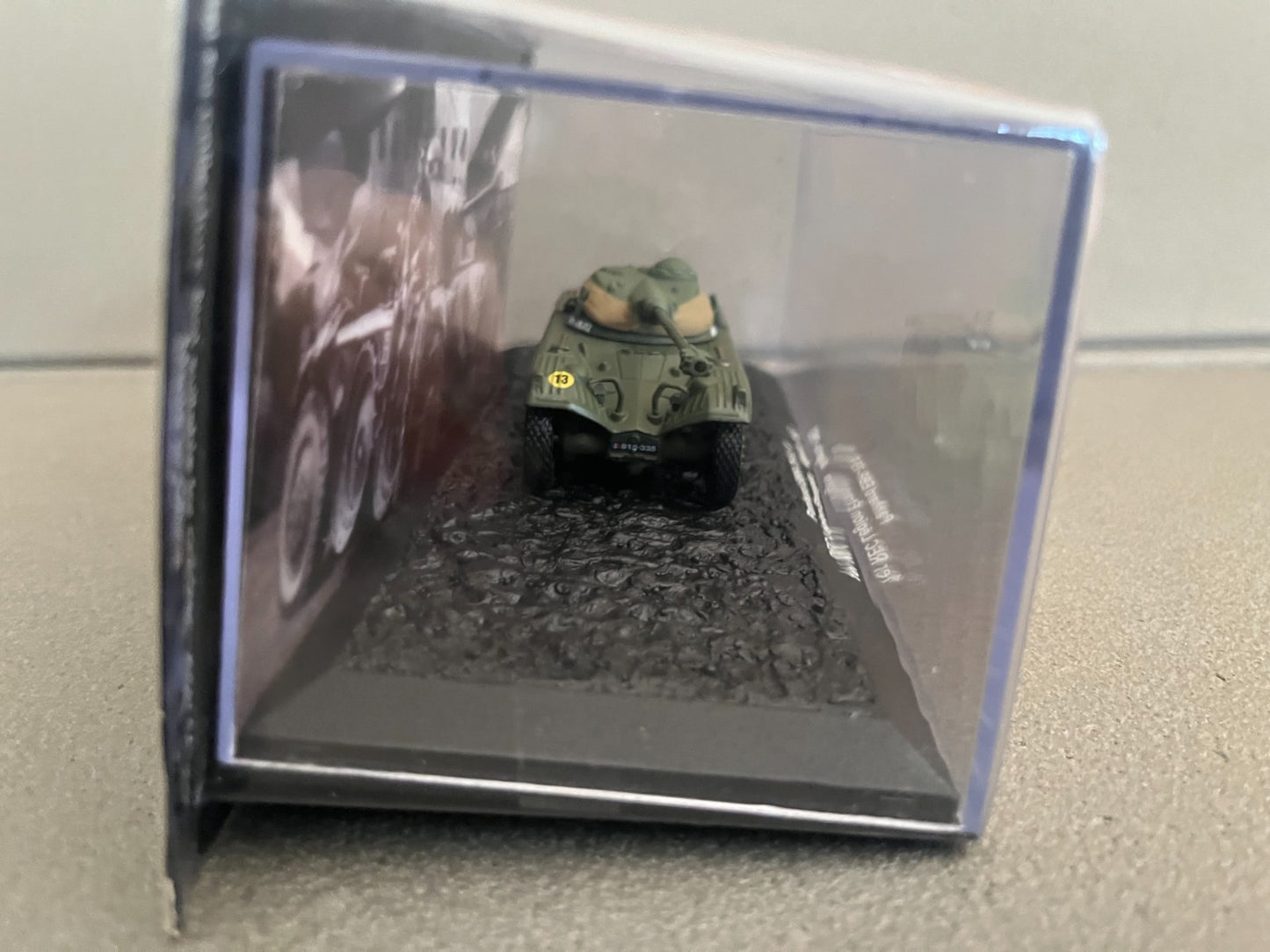 Miniature Militaire Char Tank Blindé Panhard EBR-75 FL 11 Légion Altaya 1/72