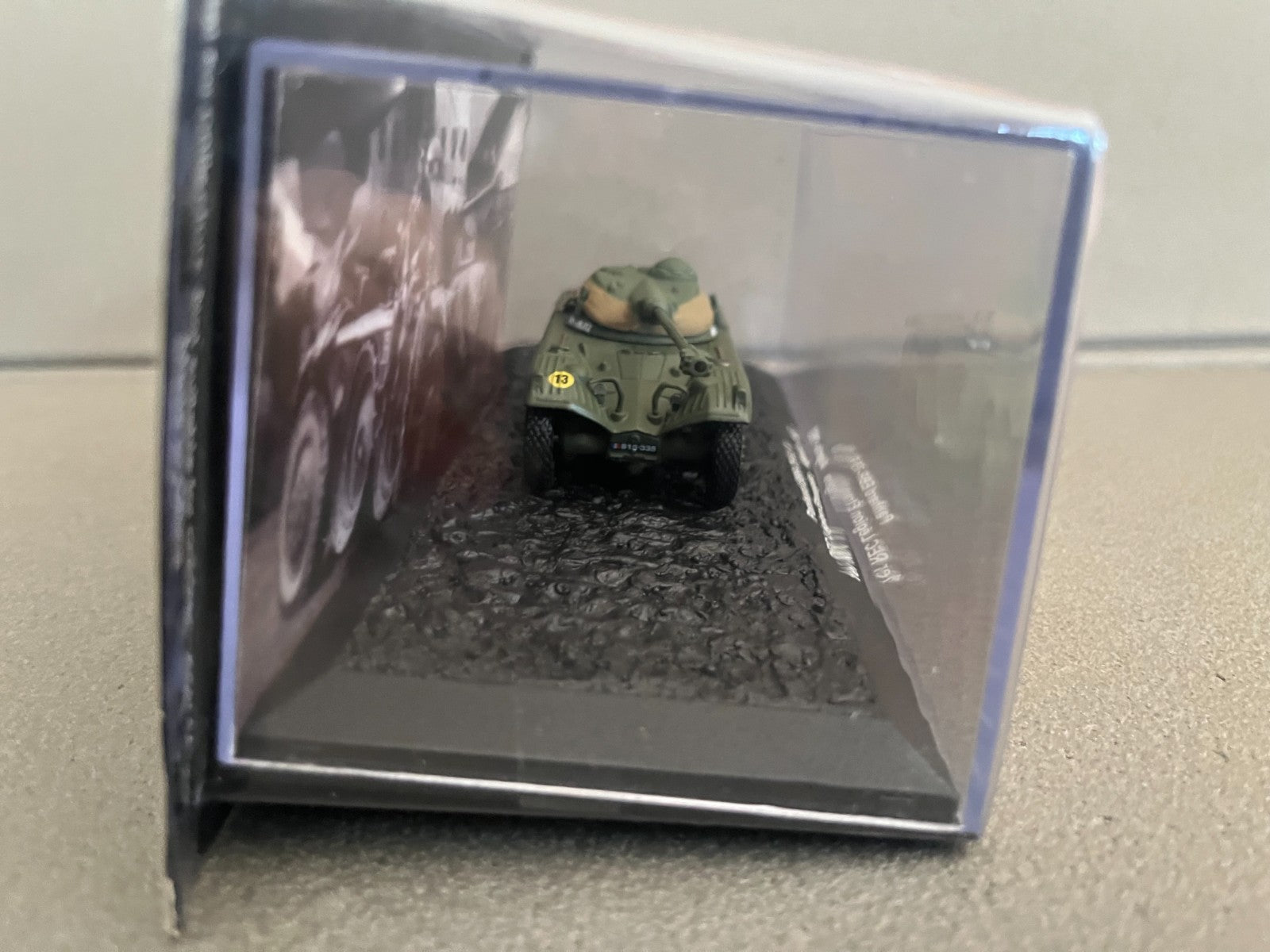 Miniature Militaire Char Tank Blindé Panhard EBR-75 FL 11 Légion Altaya 1/72
