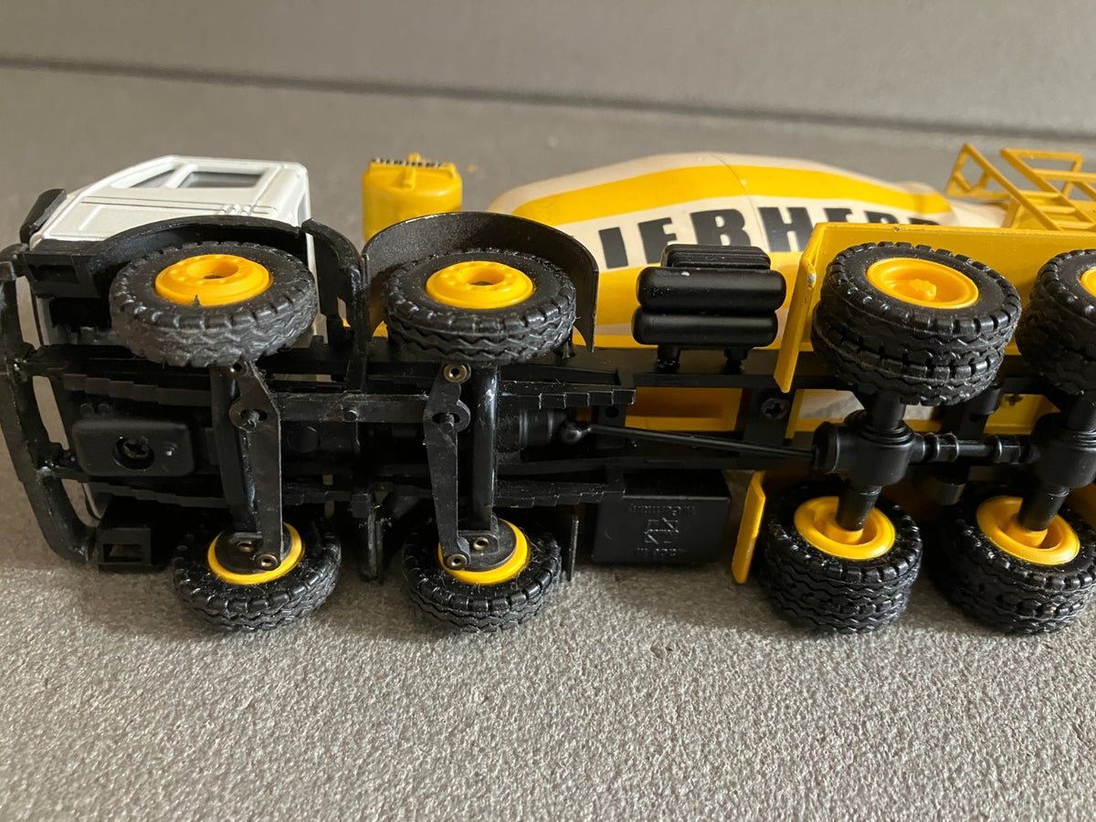 Ancienne Miniature Camion Chantier Conrad Liebherr Toupie 1/50