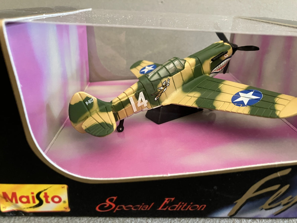 Avion miniature Militaire WWII Maisto Flyers 1/72