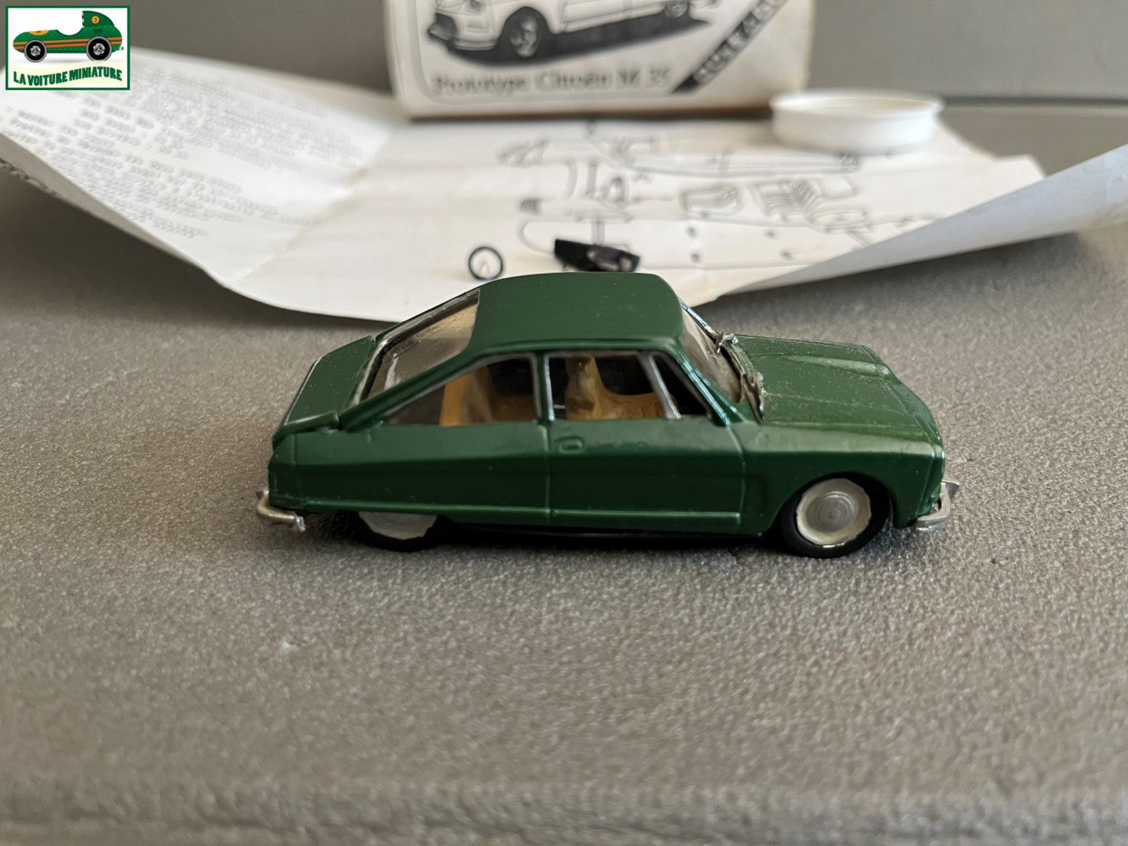 Voiture Miniature Kit Métal Ancien Prototype Citroen M35 Quiralu au 1/43