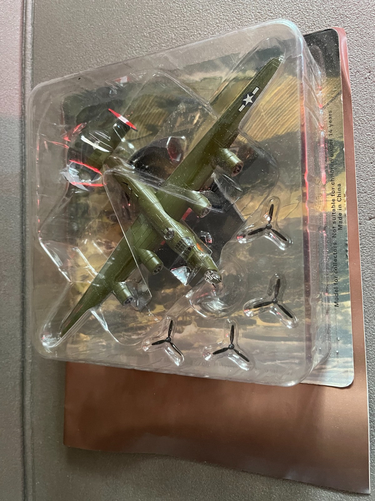 Avion miniature Militaire Bombardier Consolidated B-24D Liberator Altaya 1/72