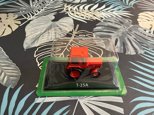 Voiture miniature Tracteur Agricole Russe URSS T-25A Vladimirets Hachette 1/43