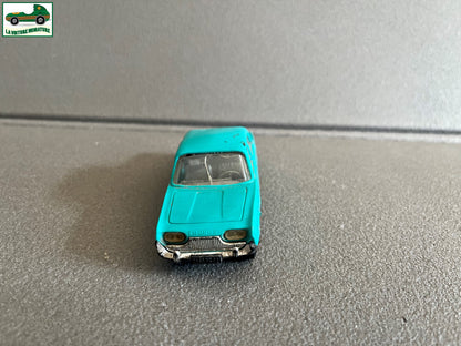 Ancienne Miniature Voiture Plastique Ford Taunus 17M Norev France 1/43 Epave