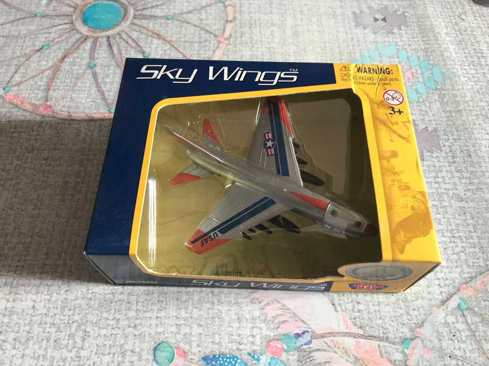 Avion miniature Militaire Sky Wings MotorMax A-7 Corsair II