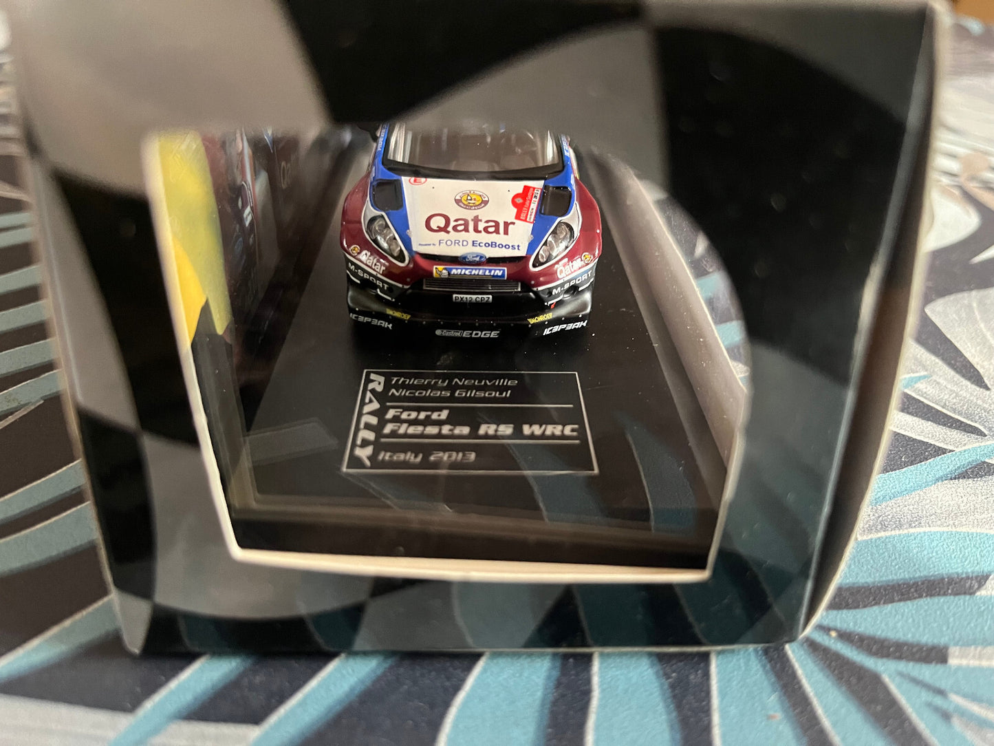 Voiture miniature Rallye Ford Fiesta R5 RS Italie 2013 Neuville au 1/43