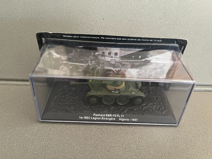 Miniature Militaire Char Tank Blindé Panhard EBR-75 FL 11 Légion Altaya 1/72