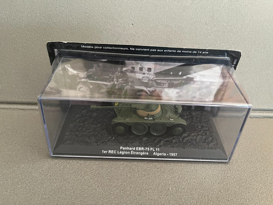 Miniature Militaire Char Tank Blindé Panhard EBR-75 FL 11 Légion Altaya 1/72