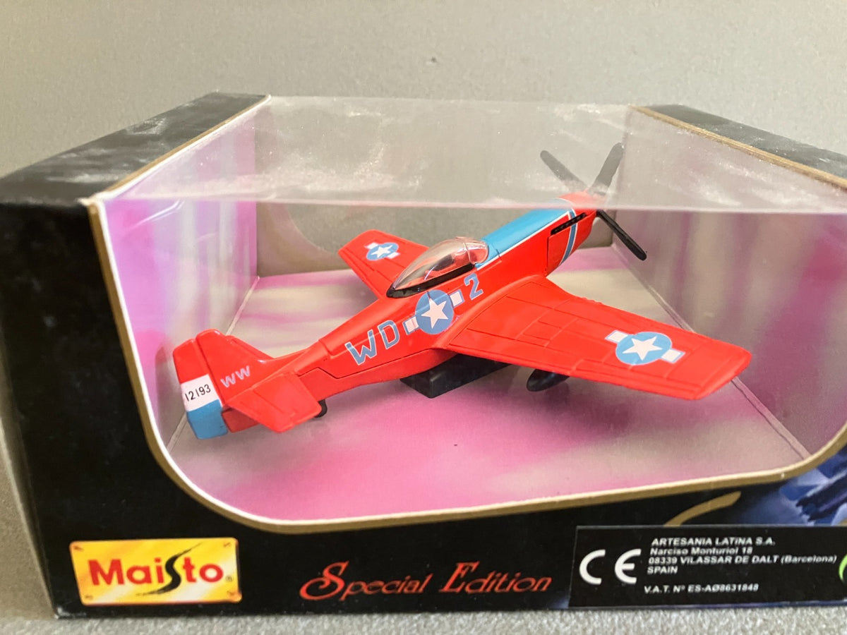 Avion miniature Militaire WWII Maisto Flyers 1/72
